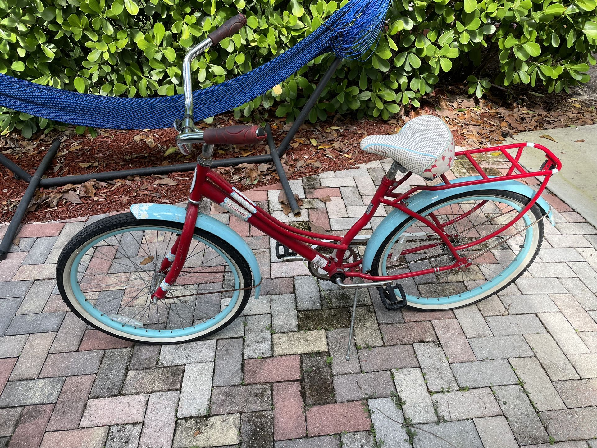 SCHWINN 24 Inch Cruiser Bike