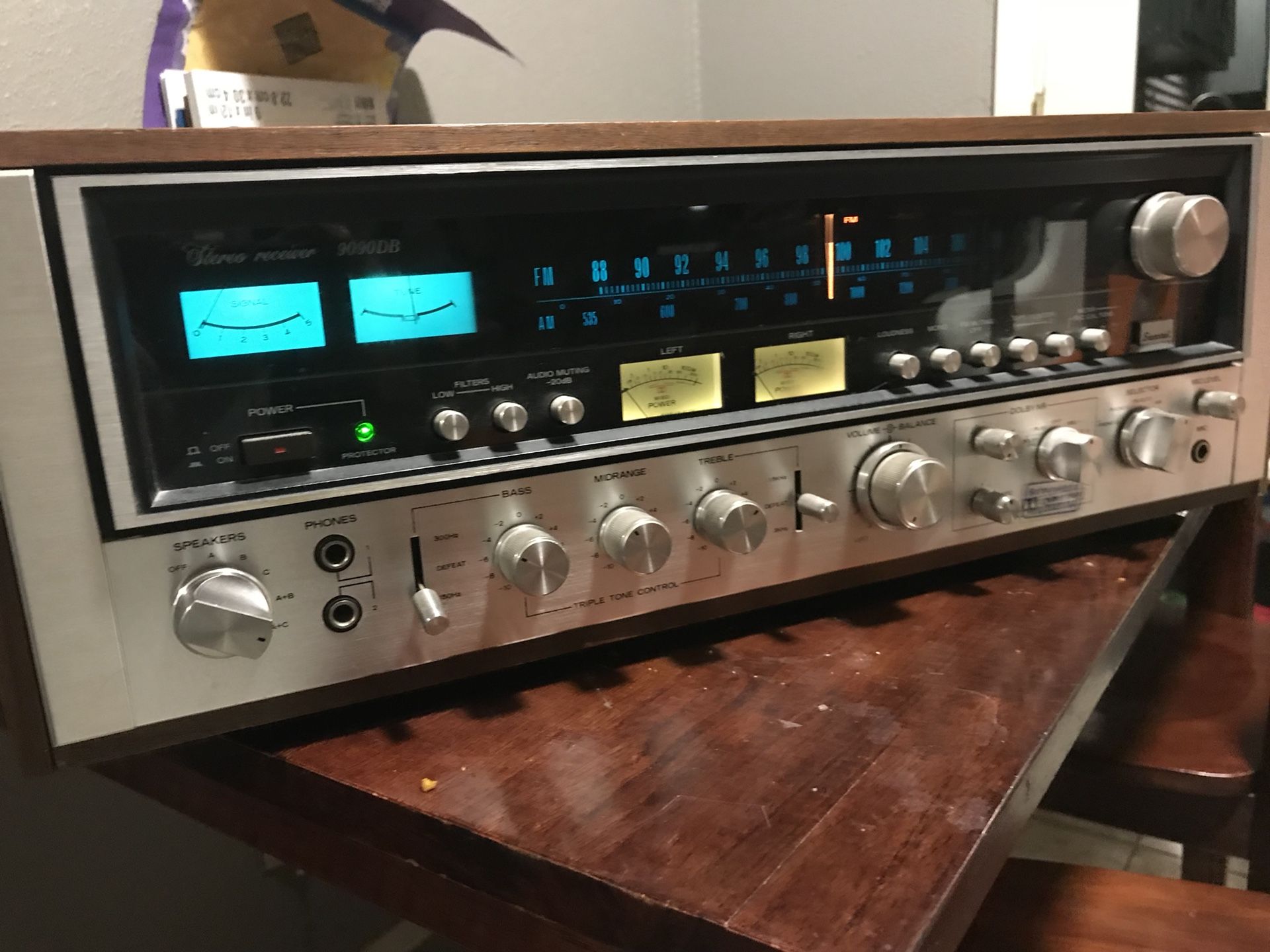 Vintage Sansui 9090db Receiver