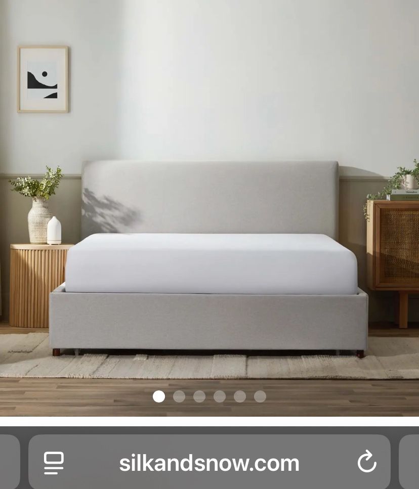 Silk And Snow King Bed 