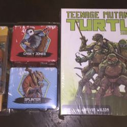 Teenage Mutant Ninja Turtles Shadows of the Past Game + April Casey Splinter Hero Packs