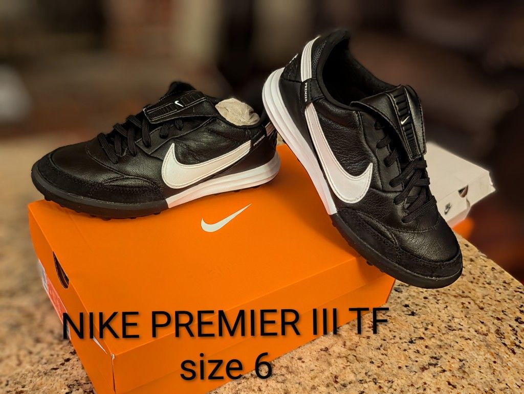 NIKE PREMIER III TF 