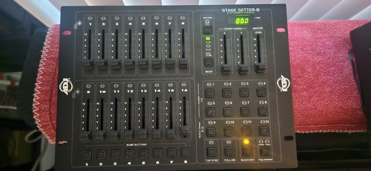 Amrican DJ Stage Setter 8 16-channel DMX Controller