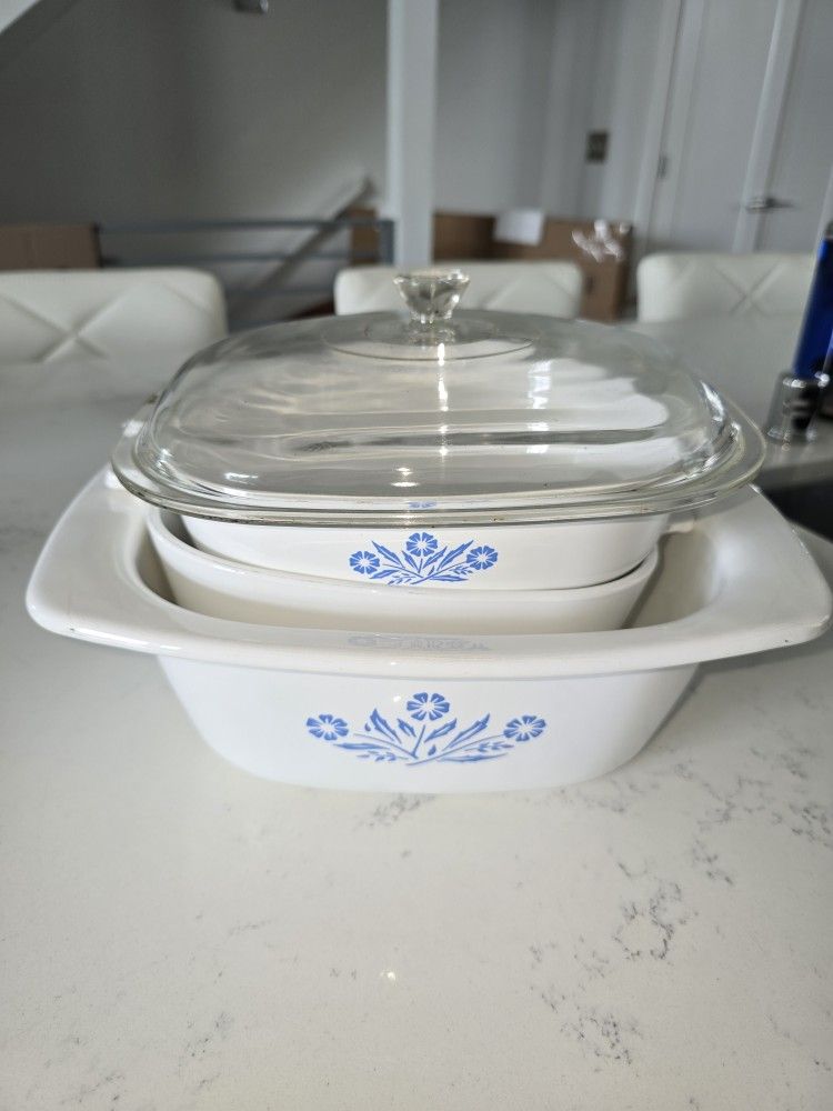 Vintage 3 piece and 1 lid Corningware and more items posted here