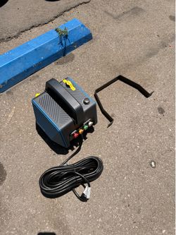 Maxflow MPRO2 commercial pressure washer with metal strap $580 (financing available)
