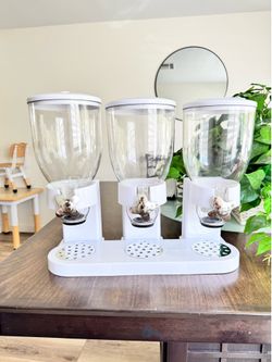 Cereal dispenser