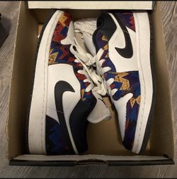 Boys Jordan Retro 1 Low Size 5.5