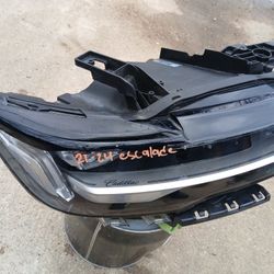2021-2024 Cadillac Escalade Headlight RH 