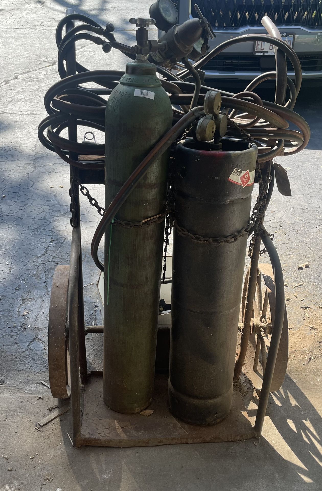 Welding Tanks, Torches And Hose Large