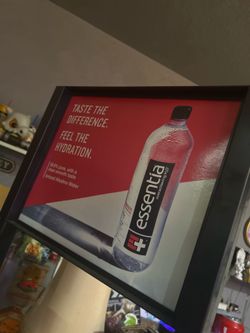 Essentia water display