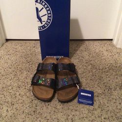 Brand New In Box Birkenstock Arizona Black Halogram Size 8