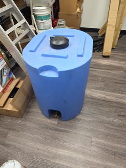 55 Galon Water Storage