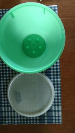 Vintage Eagle jadeite green salad bowl with lid