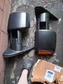 Truck mirrors