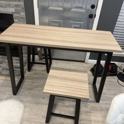 Patio/Dining Room Tabel