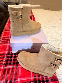 Madden Girl Boots New Size 9 $30