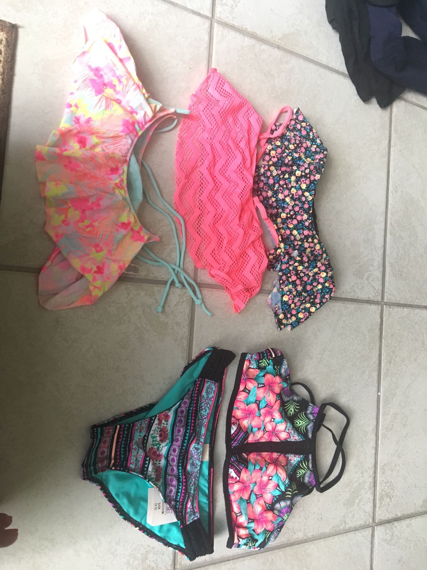 Bikinis & Shirt- Size Small