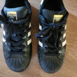 Adidas Superstars 5 1/2 In Youth 