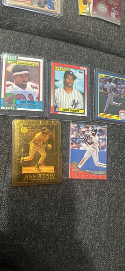 1990 Topps,Score DEION SANDERS RC CARDS and more Lot