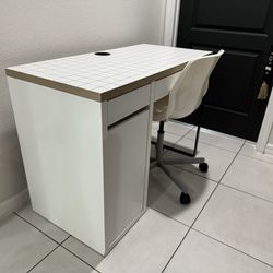 White Desk & Chair $50