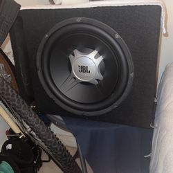 Bajo JBL