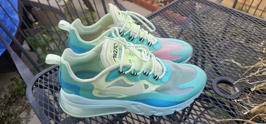 Nike Air 270 React Hyper Jade