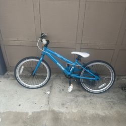 Co-Op REV 20 6-Speed Kids Bike 