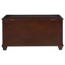 Trunk for storage and decor