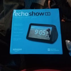 Brand New In Box Amazon Echo Show 5