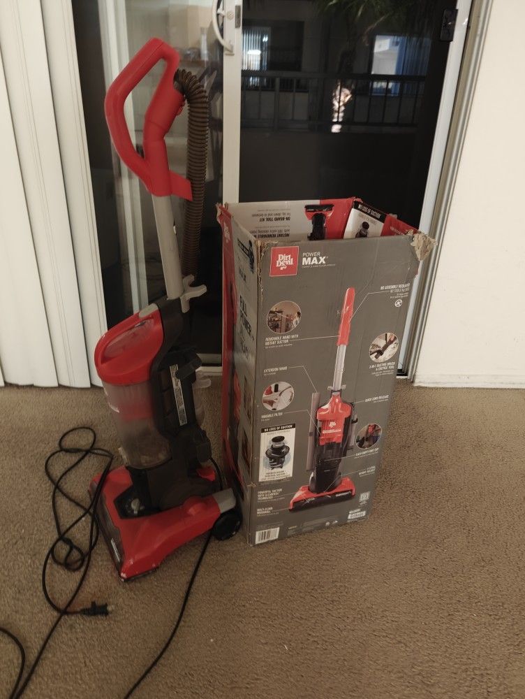 Dirt Devil Vacuum Cleaner