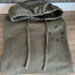 PNW Sweatshirt Mens Size L