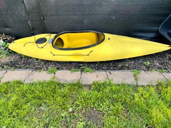 Pelican 10 ft kayak