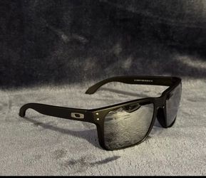 Oakley Sunglasses Holbrook XL New
