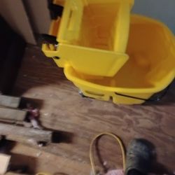 Mop Bucket 