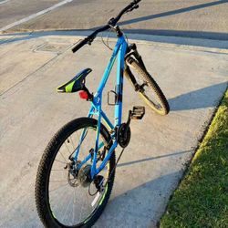 Like- new GT Aggressor Mountain Bike
