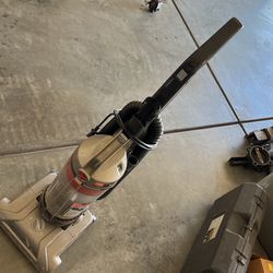 Hoover Wind Tunnel T Series Vacuum