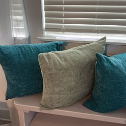 22x22 Pillows