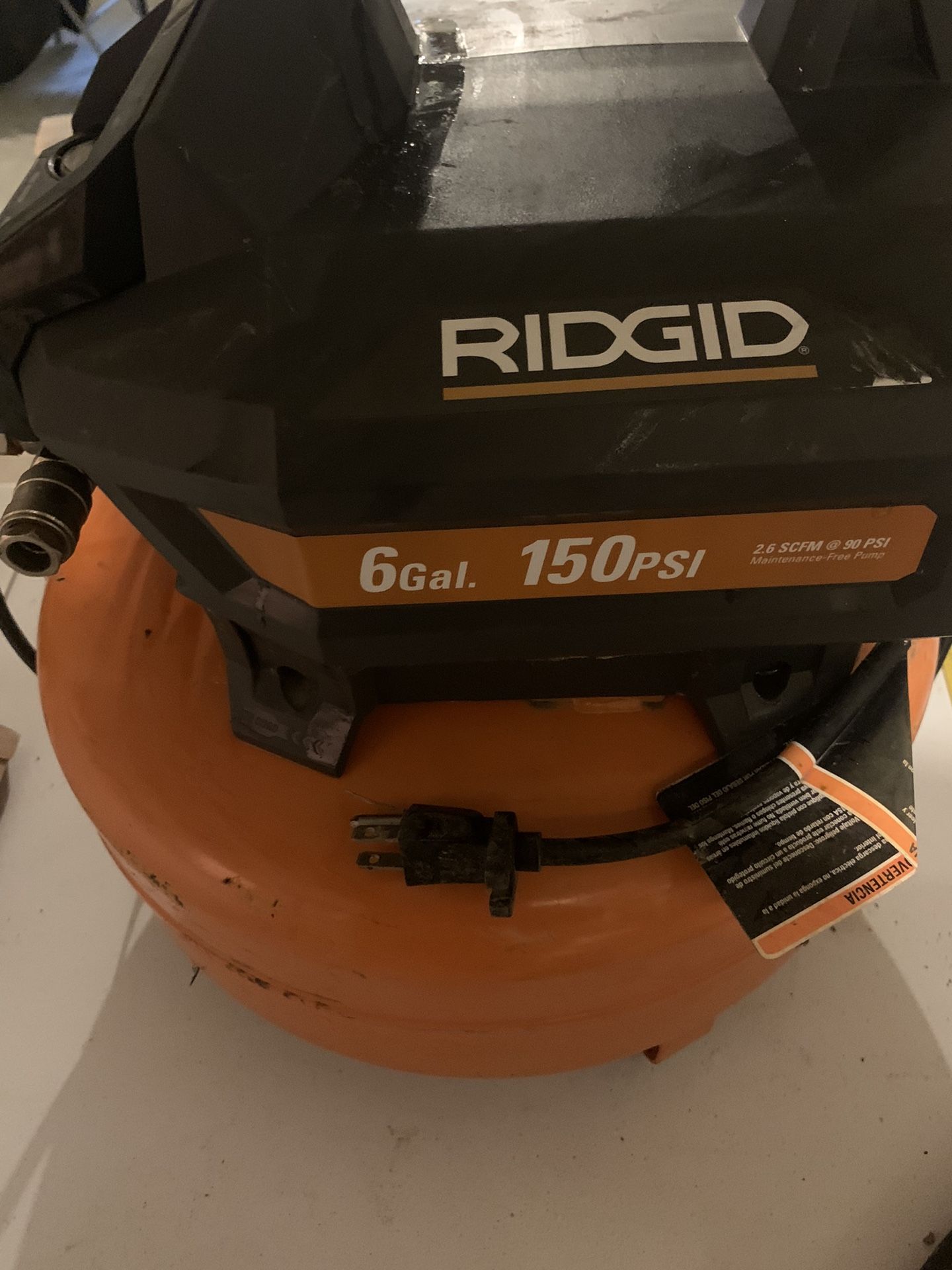 Rigid 6gal 150 Psi Air Compressor 