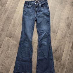 Levi's Flare Jeans 