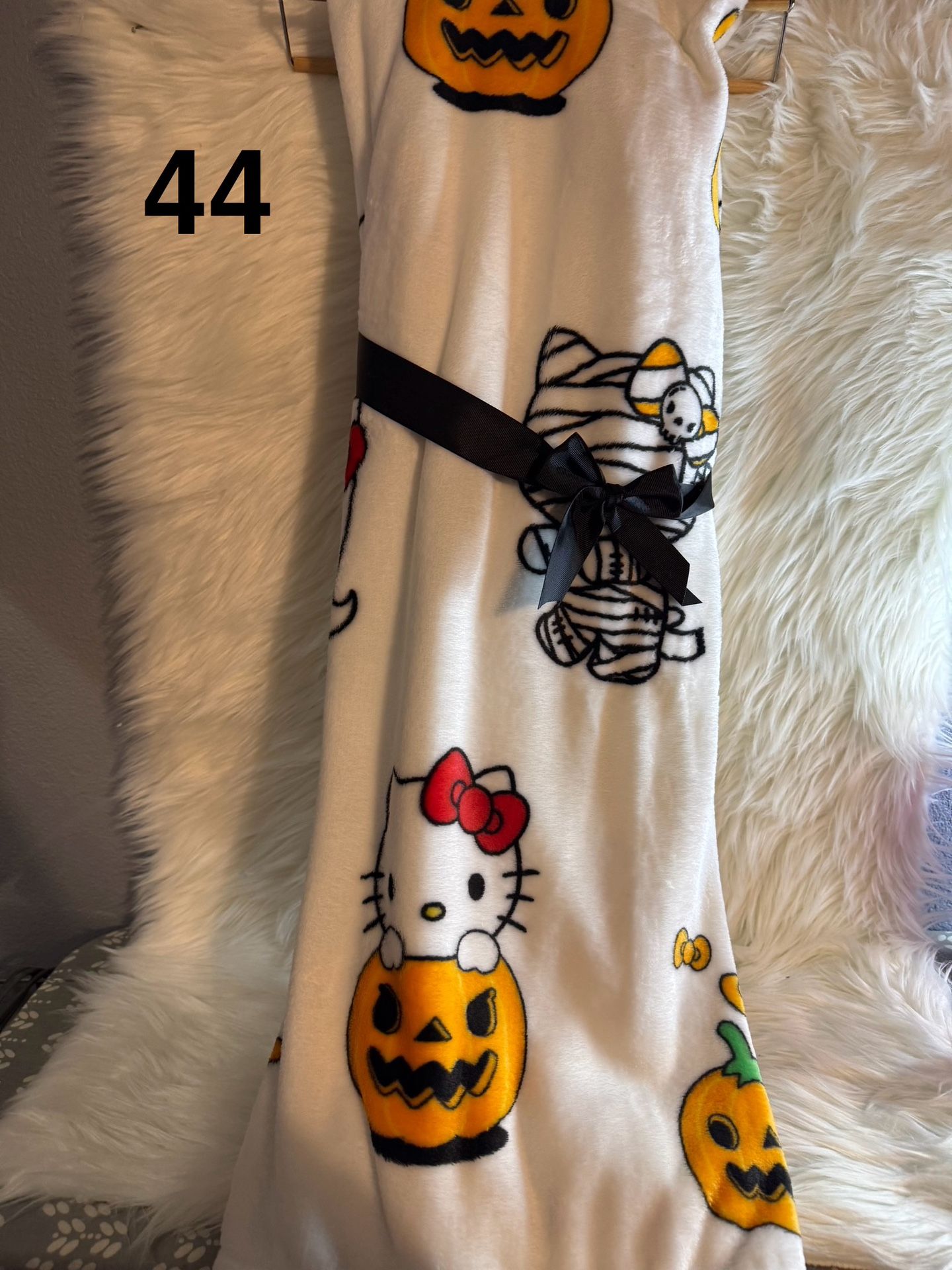 Hello Kitty Blanket