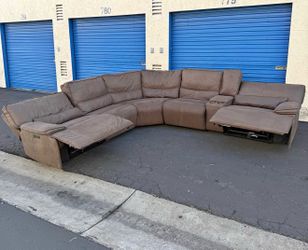 Fabric Power Reclining Sectional w/ Power Headrests – Lightly Used