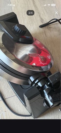 Waffle maker