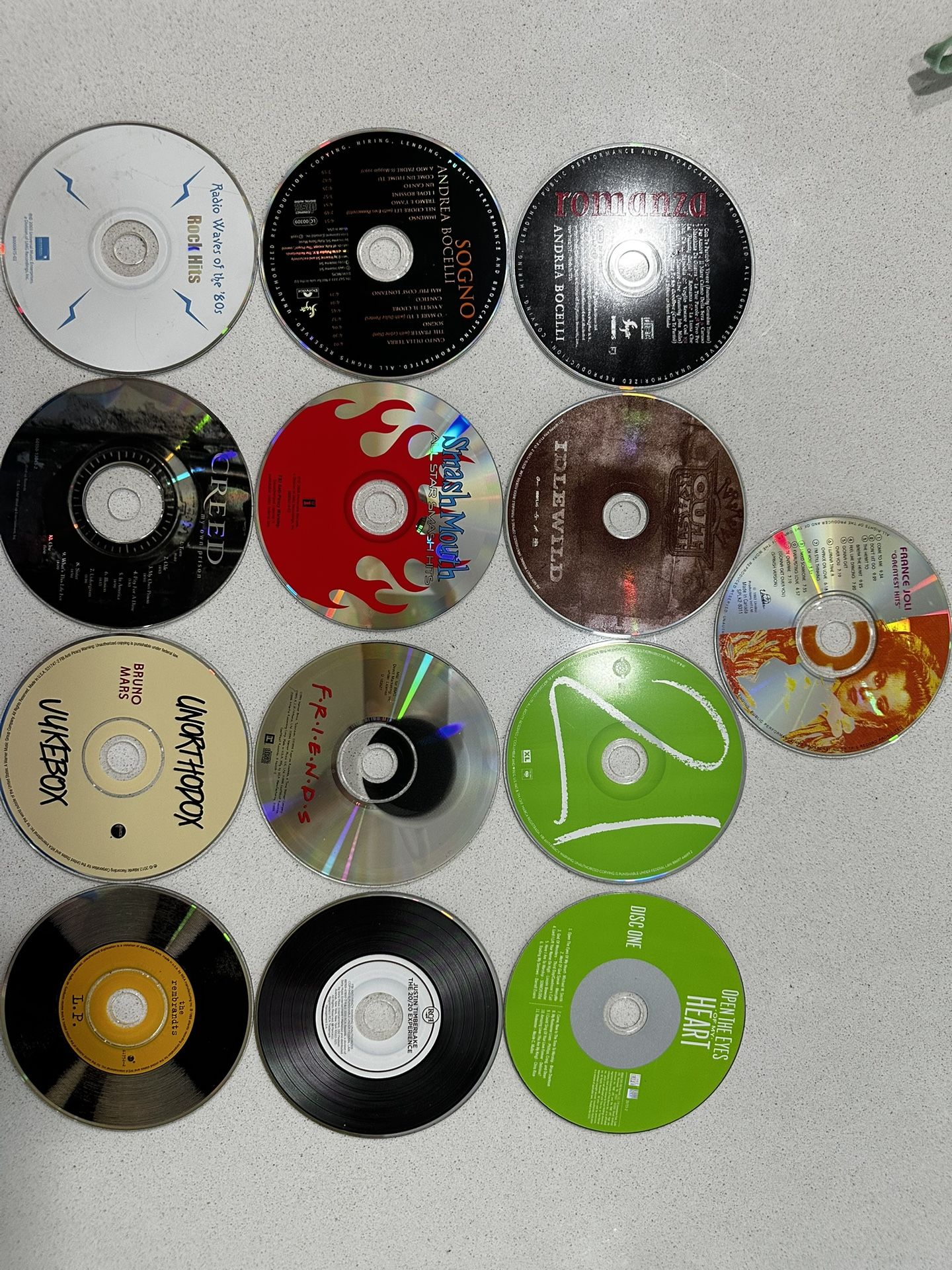 13 Music CDs Mixed Genres, Title can be seen in pics.