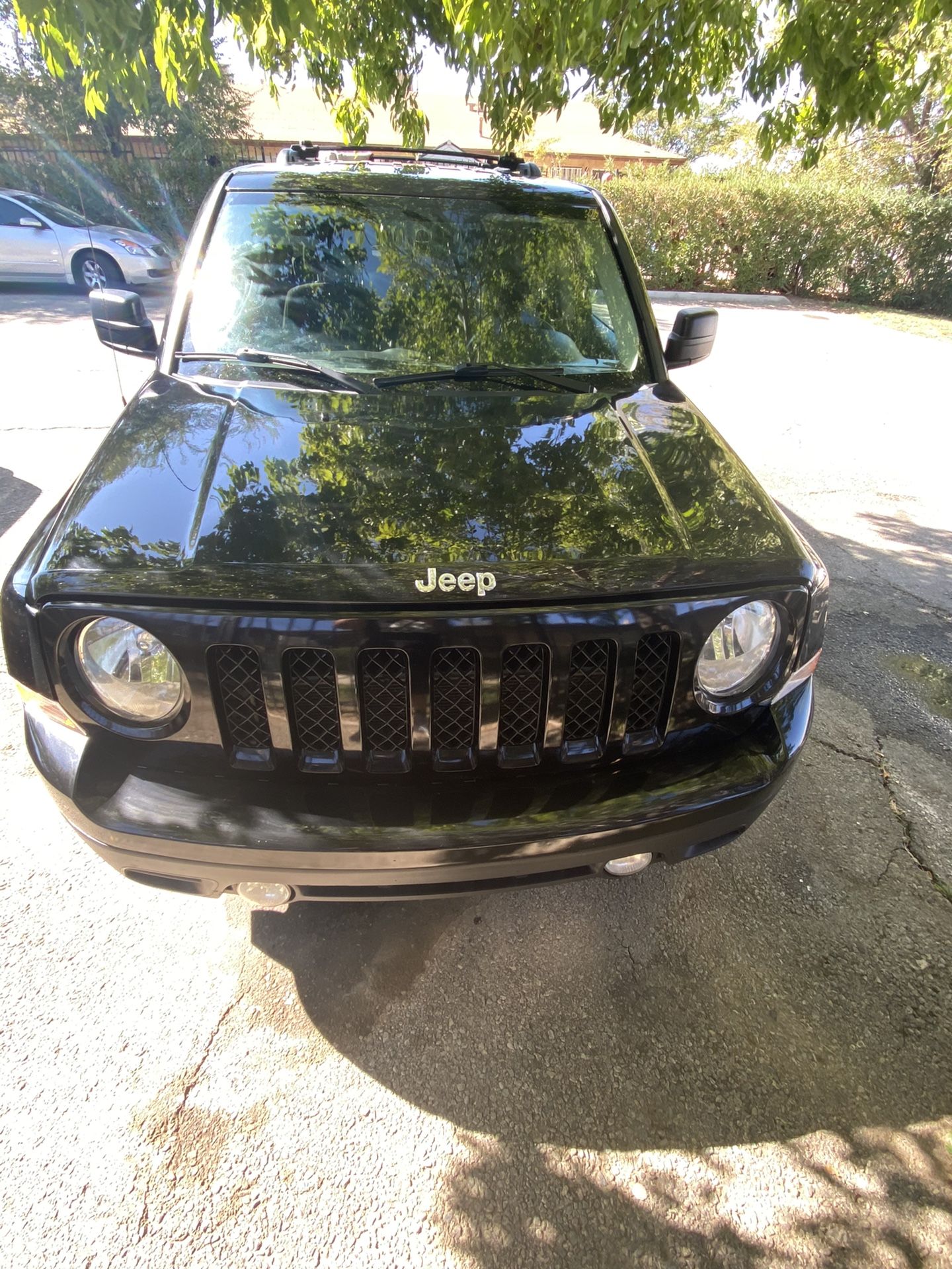 2014 Jeep Patriot latitude $7,000