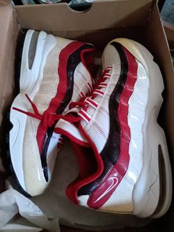 New Nike women's 9.5 Air Max  95
