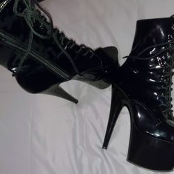 Pleaser

Shoes
