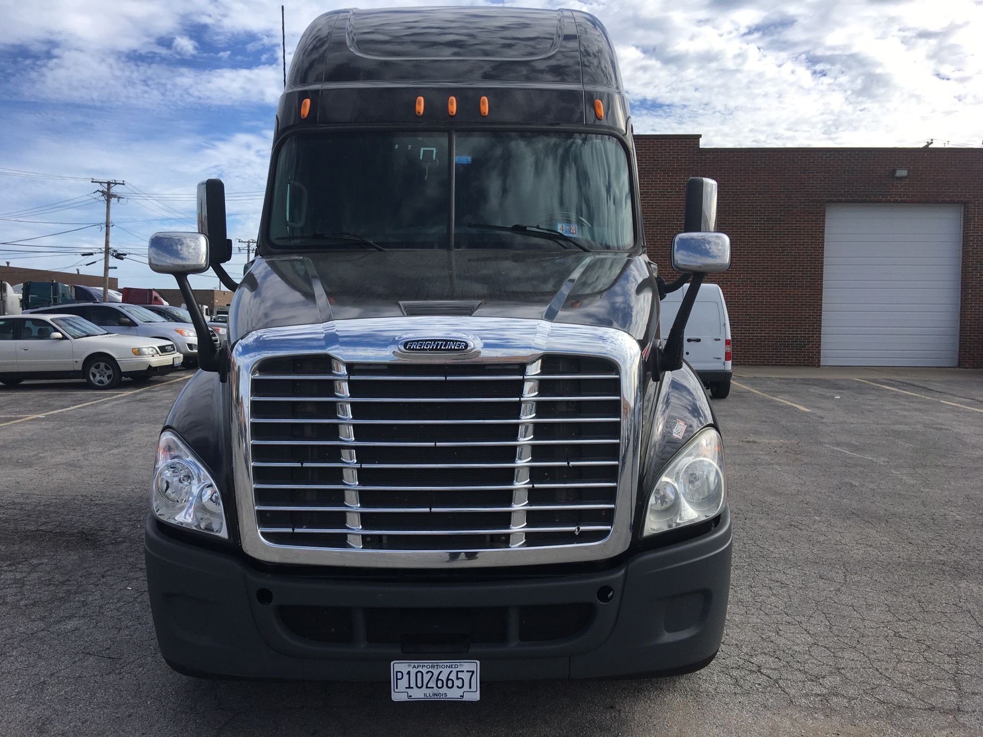 2013 Freight-liner Cascadia 125 Engine:DDT15