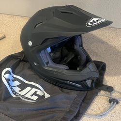 HJC Youth Motorcycle Helmet - Flat Black - Large 
