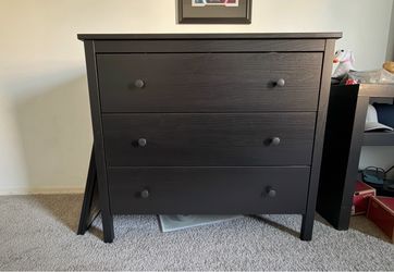 Black 3-Drawer Dresser – Great Condition