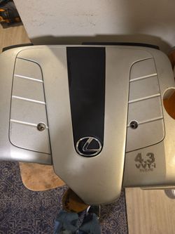 01-03 Lexus LS 430 Engine Cover