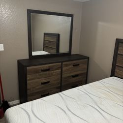 Full Size Bedroom Set. Dark Brown (CONNS) 